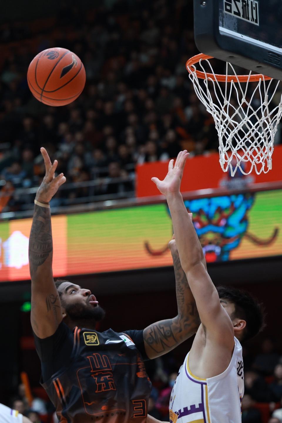 奥尔巴尼主场告捷，结束不胜尴尬