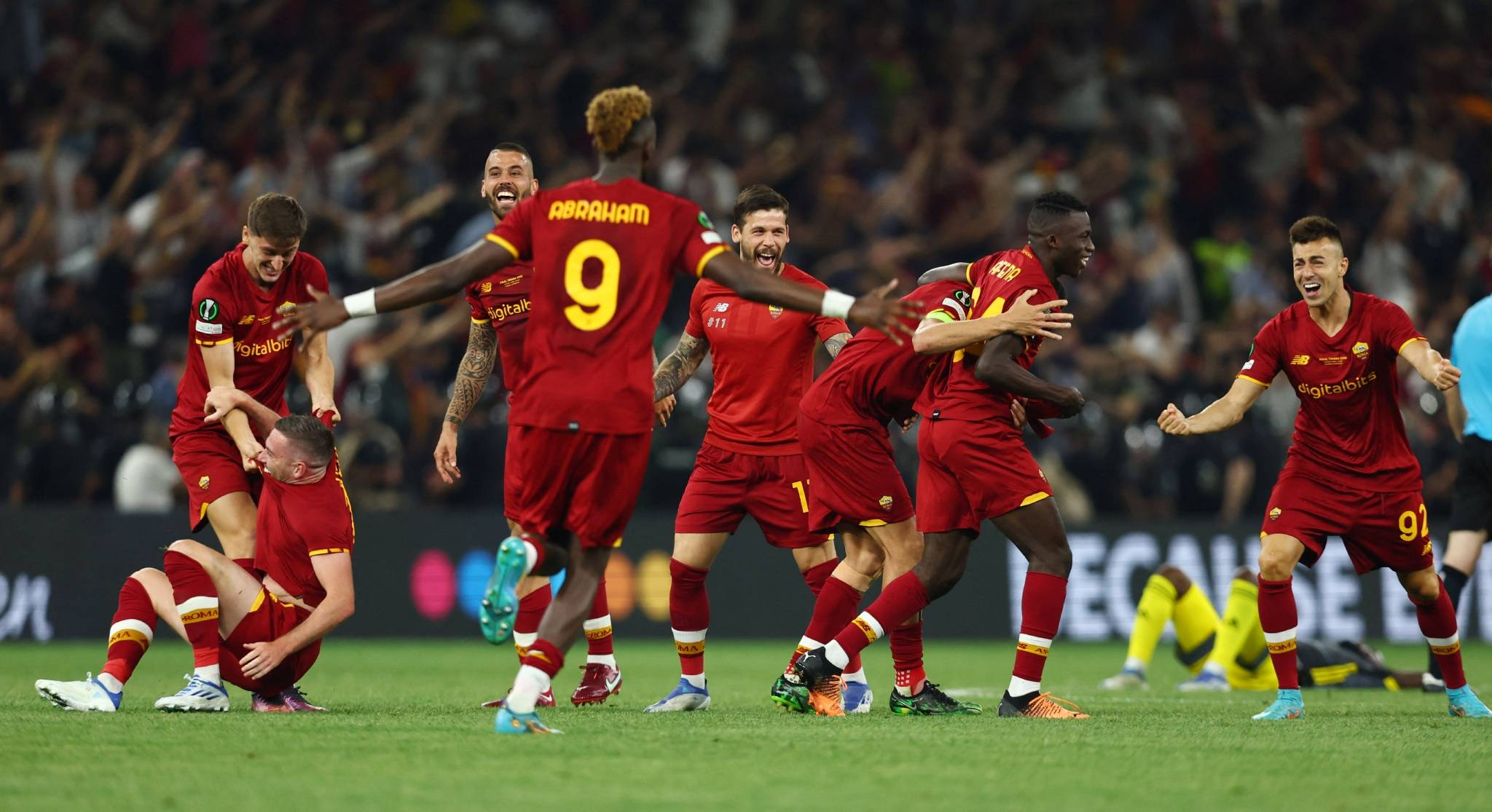 意甲赛场上演绝佳比赛，精彩纷呈